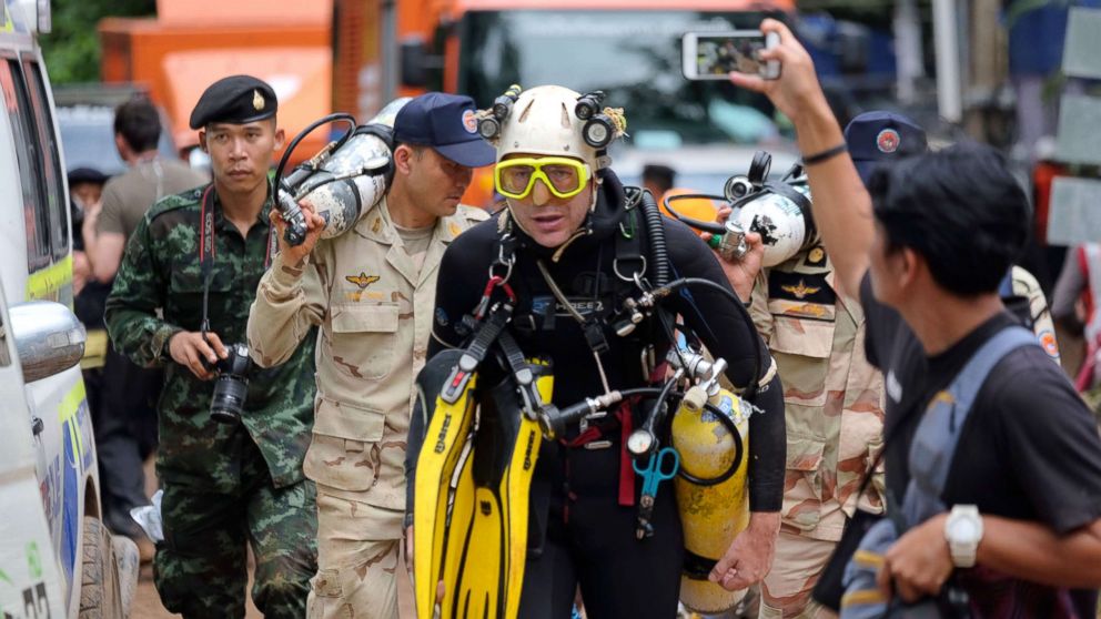 PHOTO: British cave-diver John Volanthen walks out from Tham Luang Nang Non cave in full kit without any response to reporter's questions, June 28, 2018, in Chiang Rai, Thailand.