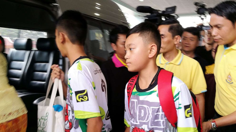Boys say they dug holes in cave to try to save themselves - Good ...