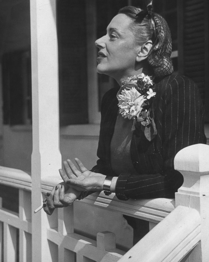 PHOTO: Argentina Countess and ranch owner Tota Cuevas de Vera poses for a picture on the porch of her home, circa 1939.