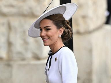 Kate Middleton makes 1st public appearance since cancer diagnosis