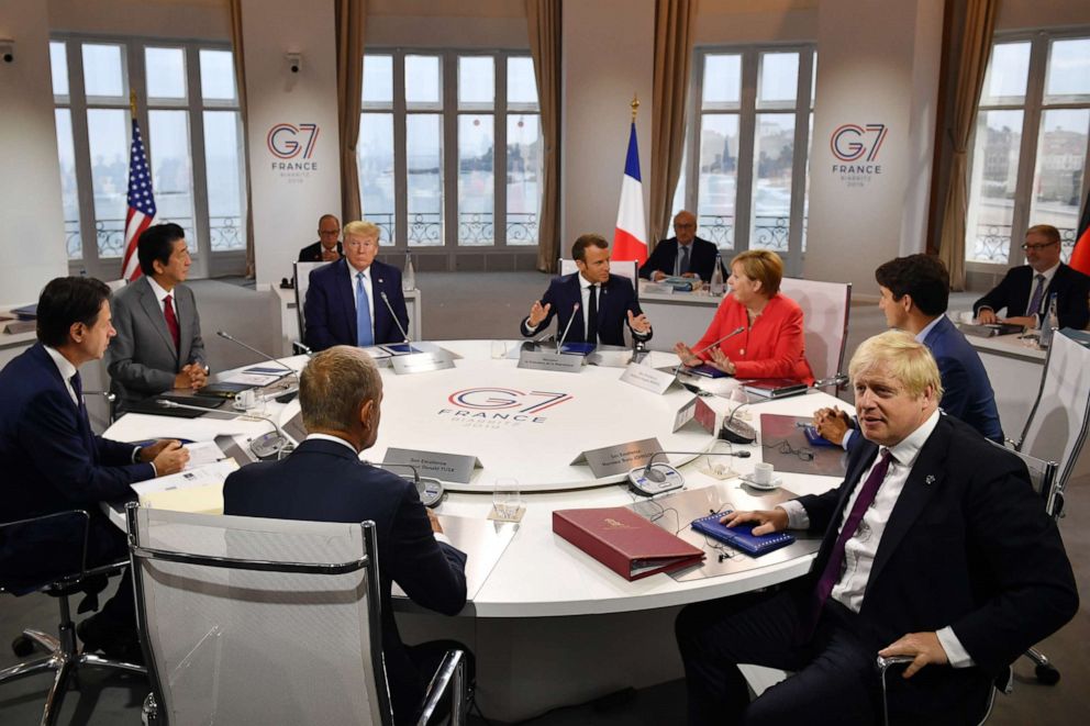 PHOTO: Canada's Justin Trudeau, Britain's Boris Johnson, Germany's Angela Merkel, European Council's Donald Tusk, France's Emmanuel Macron, Italy's Giuseppe Conte, Japan's Shinzo Abe and Donald Trump meet at the G-7 on Aug. 25, 2019 in Biarritz, France.