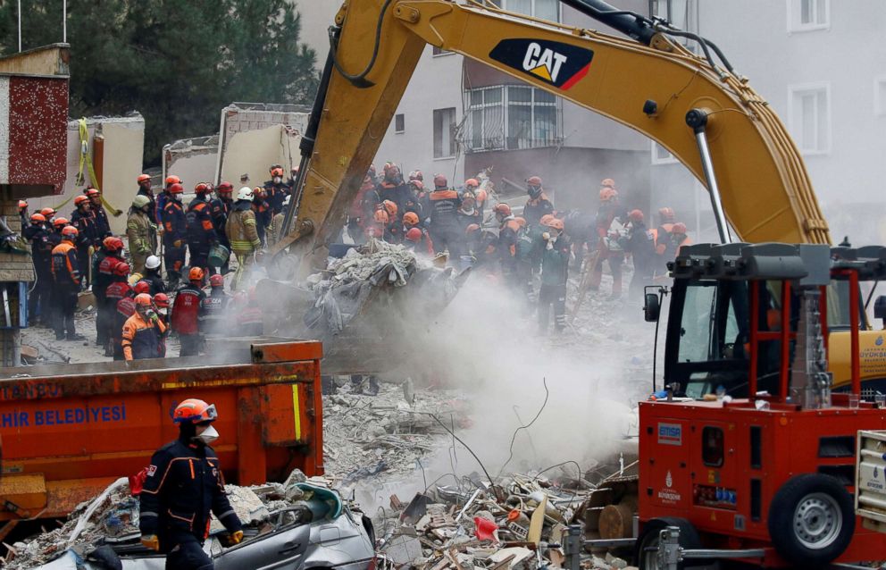 PHOTO: Rescuers are seen at the site of a collapsed residential building in the Kartal district, Istanbul, Feb. 7, 2019.