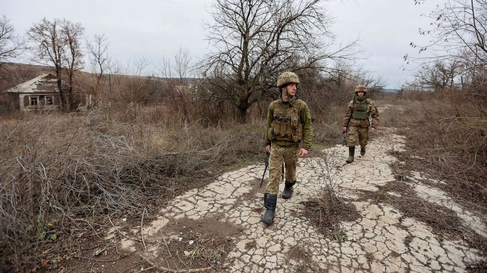 Why the US is learning from Ukrainian snipers on the Donbas frontline