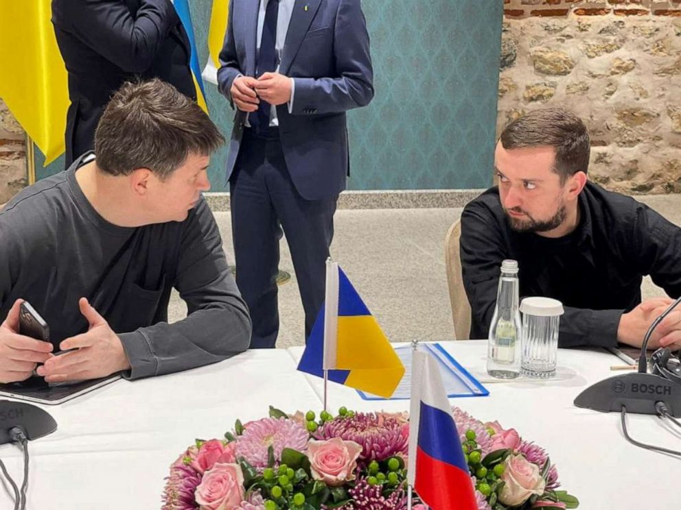 PHOTO: Deputy head of Ukraine's presidential office Kyrylo Tymoshenko, right, and Ukrainian presidential adviser Mykhailo Podolyak, left, wait for the beginning of talks with Russian negotiators in Istanbul, March 29, 2022.