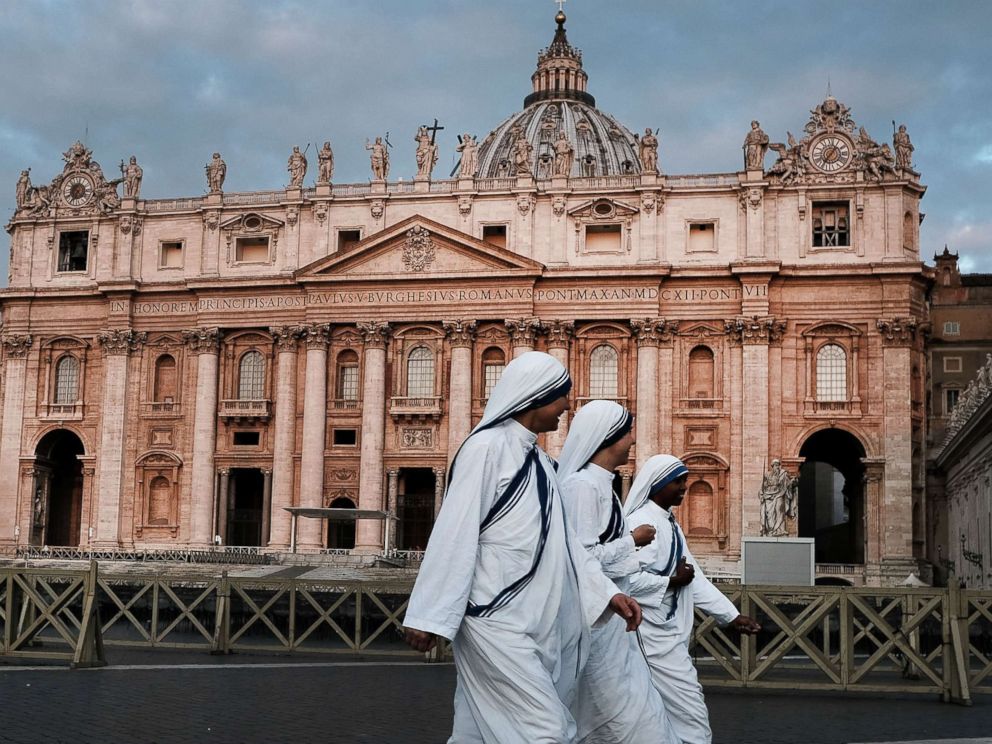 PHOTO: A group of nuns walk through St. Peters Square at dawn, Sept. 3, 2018, in Vatican City, Vatican.