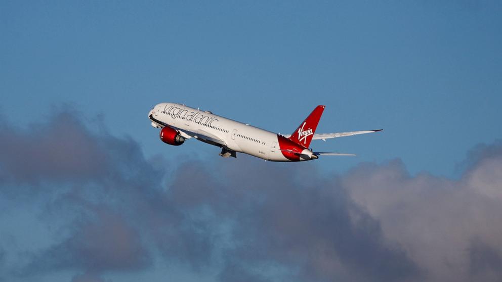 virgin atlantic london to new york plane