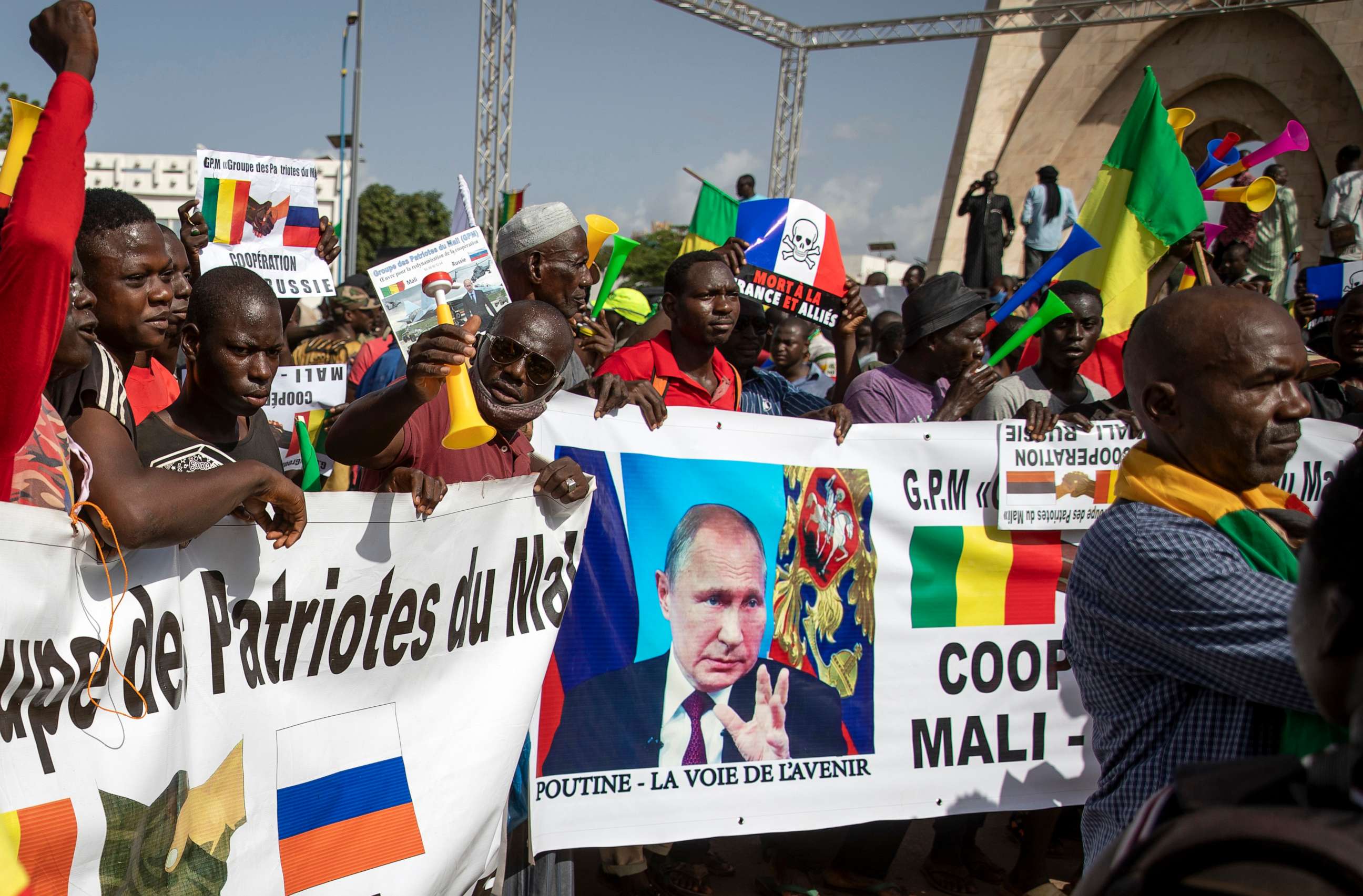 PHOTO: FILE - Malians demonstrate against France and in support of Russia on the 60th anniversary of the independence of the Republic of Mali, in Bamako, Mali, Sept. 22, 2020.