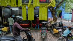  India's capital part of aggressive electric vehicle targets in bid to curb air pollution