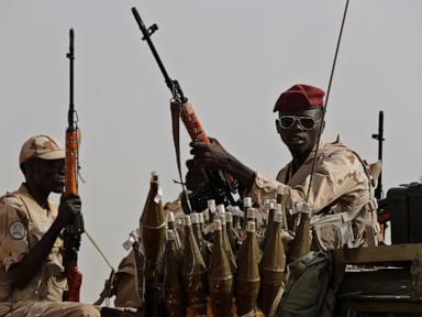 Paramilitary forces attack a city under military control in central Sudan