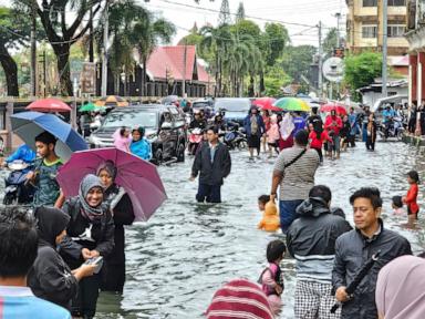 Three dead, over 80,000 displaced as Malaysia prepares for worst floods in a decade