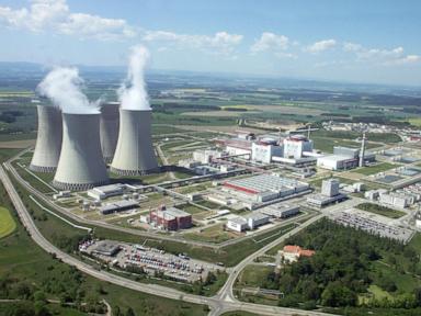 Czech power company CEZ signs deal with Britain's Rolls-Royce SMR to build modular nuclear reactors