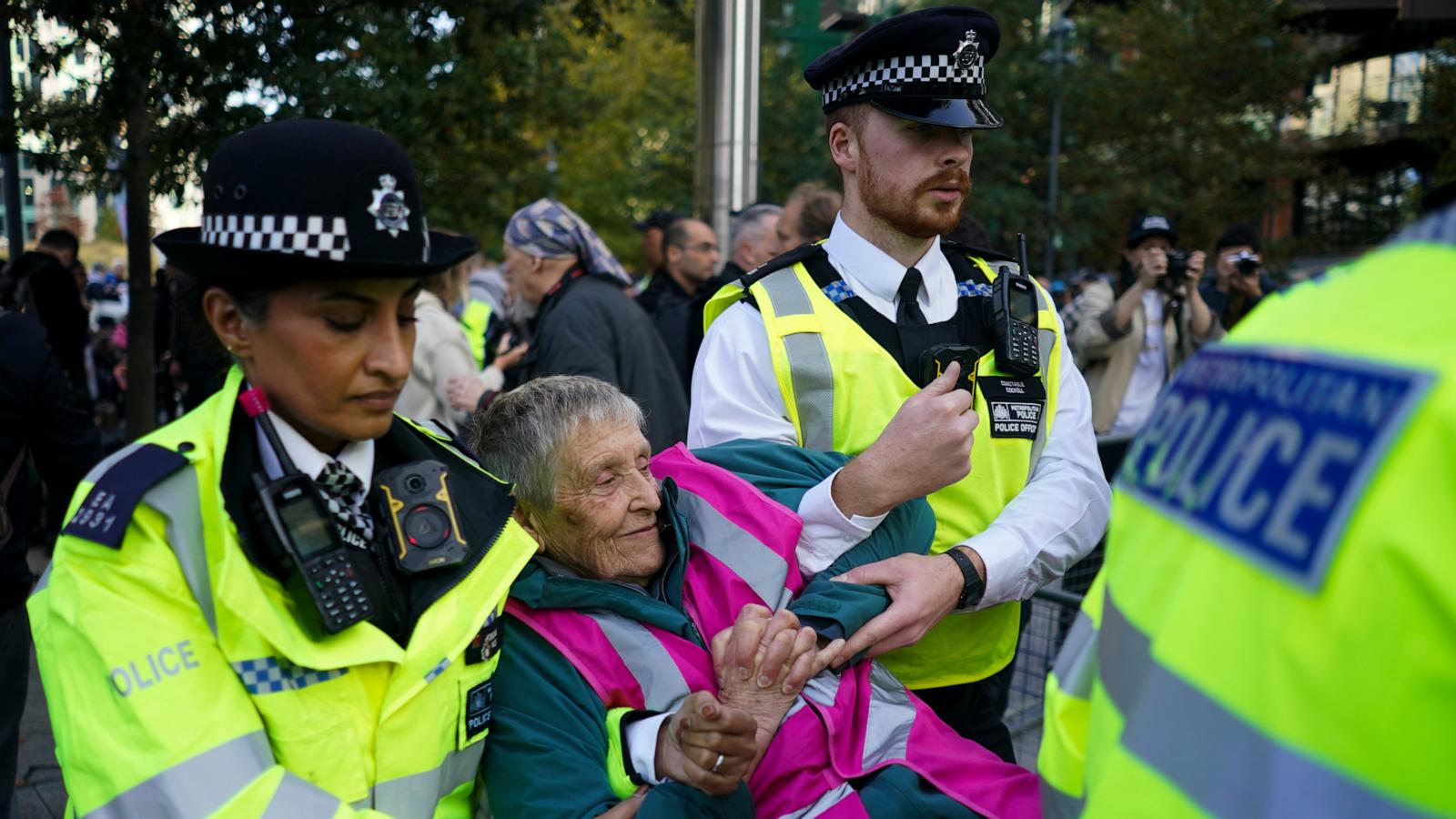 Dozens arrested outside US Embassy in London for supporting proscribed pro-Palestinian group