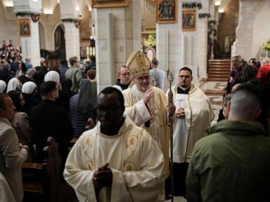 Pilgrims traverse Vatican Holy Door as Christmas marks start of the 2025 Holy Year