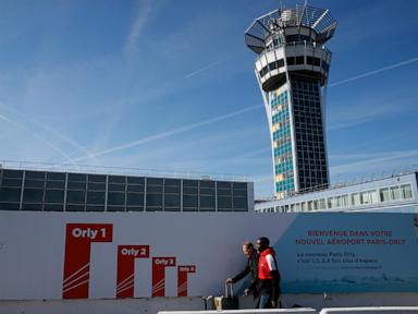 Flights cancelled at Paris-Orly airport after traffic control systems break down