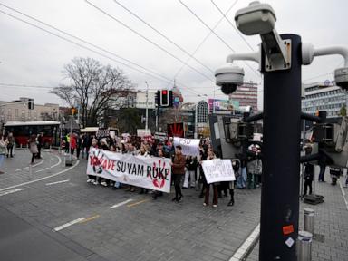 Traffic blockades held throughout Serbia against populist government over roof collapse tragedy