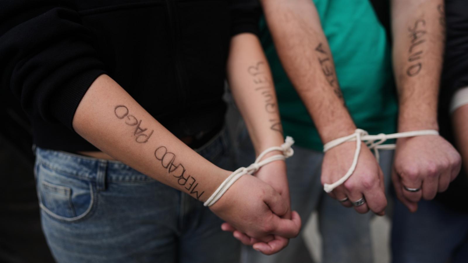 Debt piles up for young Argentines, testing support for President Milei