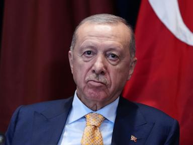 Turkey agrees to gradually withdraw troops from Iraq base, hand control to Baghdad