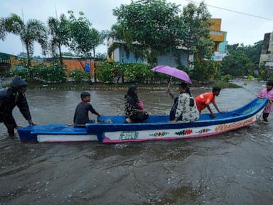 Monsoon flooding closes schools and offices in India's southern IT hubs