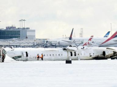 Delta plane that flipped over in Toronto last month showed high rate of descent, initial report says