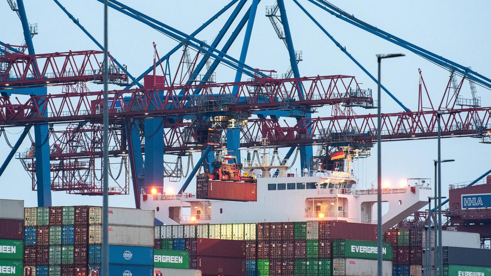 Germany sees the economy stagnating in 2025 as Trump’s trade policy weighs on it