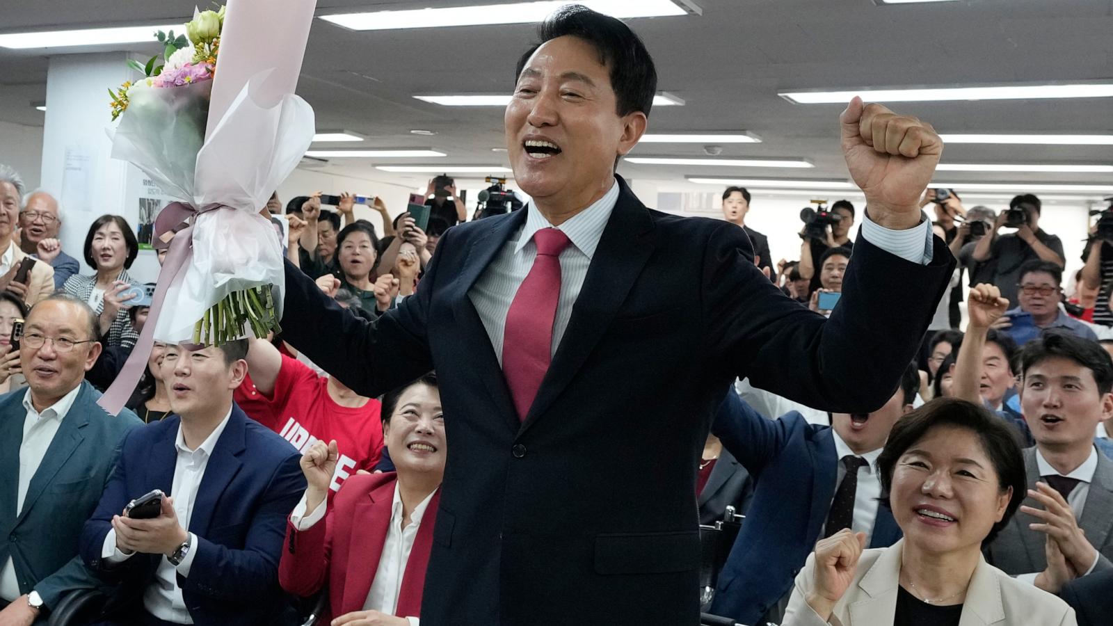 Exit polls suggest landslide win by South Korea's ruling liberal party in local elections - ABC News
