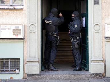 German police arrest 8 suspected members of a far-right militant group