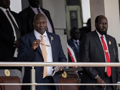 Presidents of South Sudan and Kenya push for a resolution in stalled peace talks