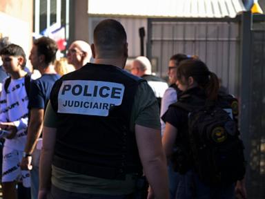 Polis, iki nəfərin yaralandığı Fransa məktəb atəşində şübhəli şagirdi saxlayır