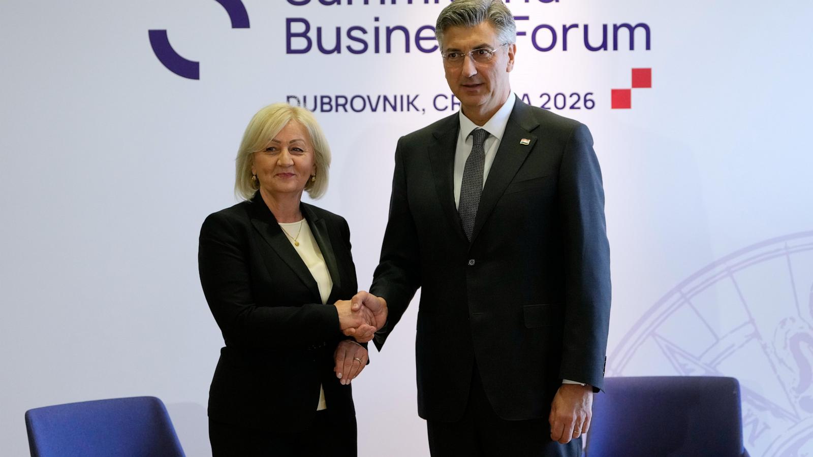 Croatia, Bosnia sign pipeline deal to reduce dependency on Russia