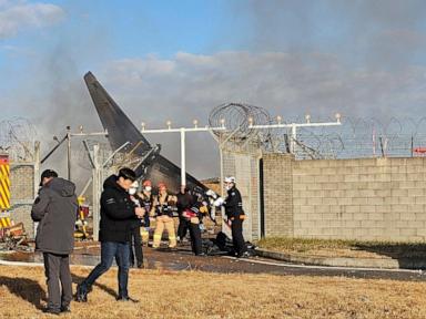 The death toll in a plane fire at a South Korean airport has risen to 85