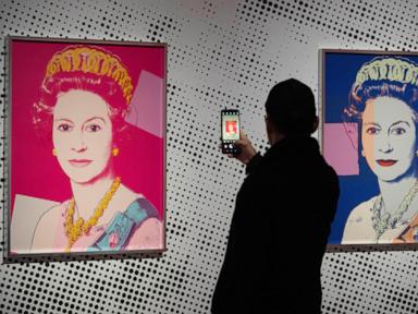 'Amateurish' thieves steal 2 Warhol prints, damage 2 more in botched heist at Dutch gallery