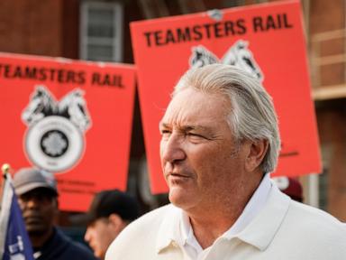 Canadian union threatens to strike against freight railroad hours after trains resume service