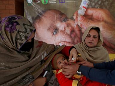 Pakistan begins last anti-polio vaccination campaign of the year after a surge in cases