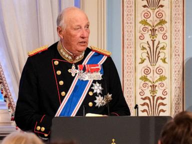 King Harald of Norway is hospitalized for treatment in connection with a blood disease