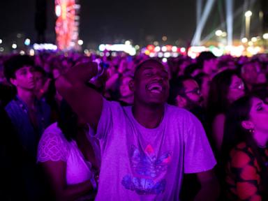 Rock in Rio's sign language pumps up Brazil's deaf audience