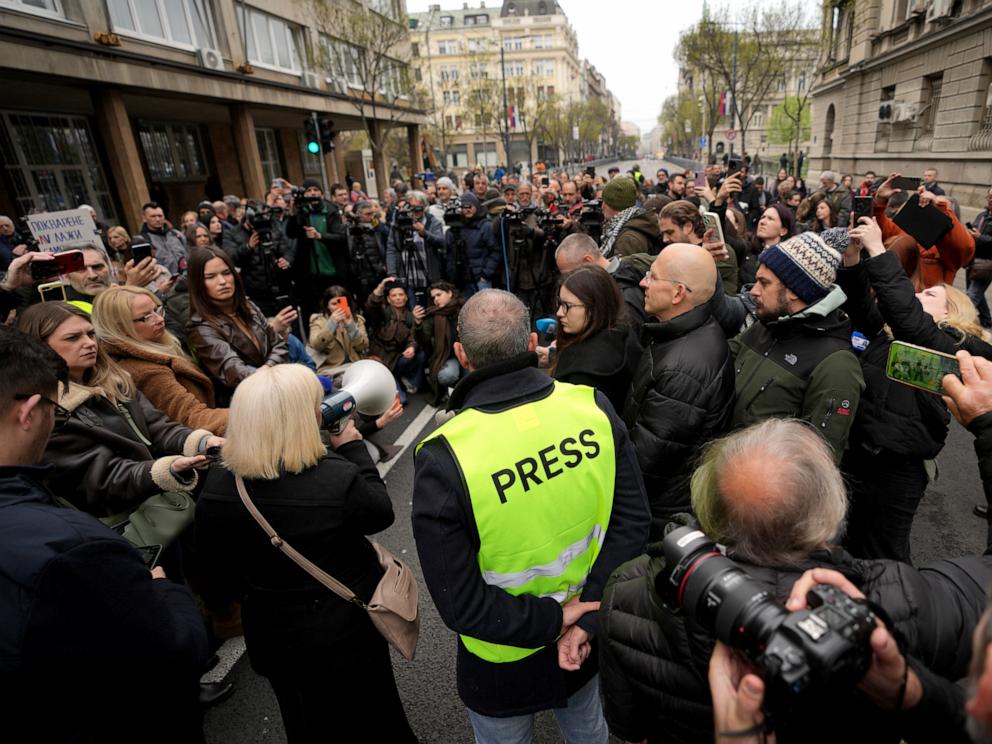 International watchdog calls for protection of journalists ahead of Serbia election