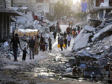 Aid groups in Gaza aim to avert a polio outbreak with a surge of vaccinations