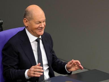 Scholz is clear to seek a 2nd term as German leader after defense minister rules out a run