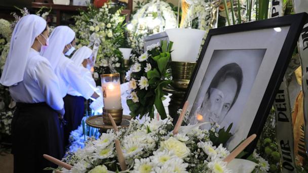 FILE - Catholic nuns visit the wake of Negros Oriental Gov. Roel Degamo at his home in Dumaguete city, central Philippines on March 6, 2023. (AP Photo/Alan Tangcawan, File)
