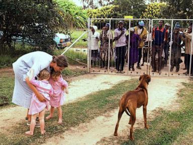 Zimbabwe to compensate white farmers who lost land in seizures 20 years ago