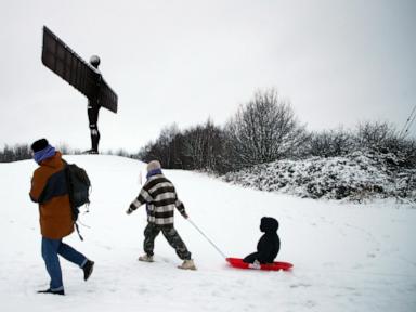 Heavy snow brings widespread disruption across the UK