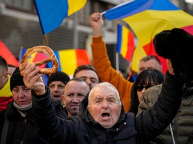 Tens of thousands protest in Romania’s capital against annulled presidential race