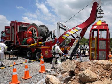 South Africa police: Officers let ringleader in illegal gold mine disaster escape