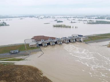 Poland's death toll from floods rises to 9 after 2 more bodies found