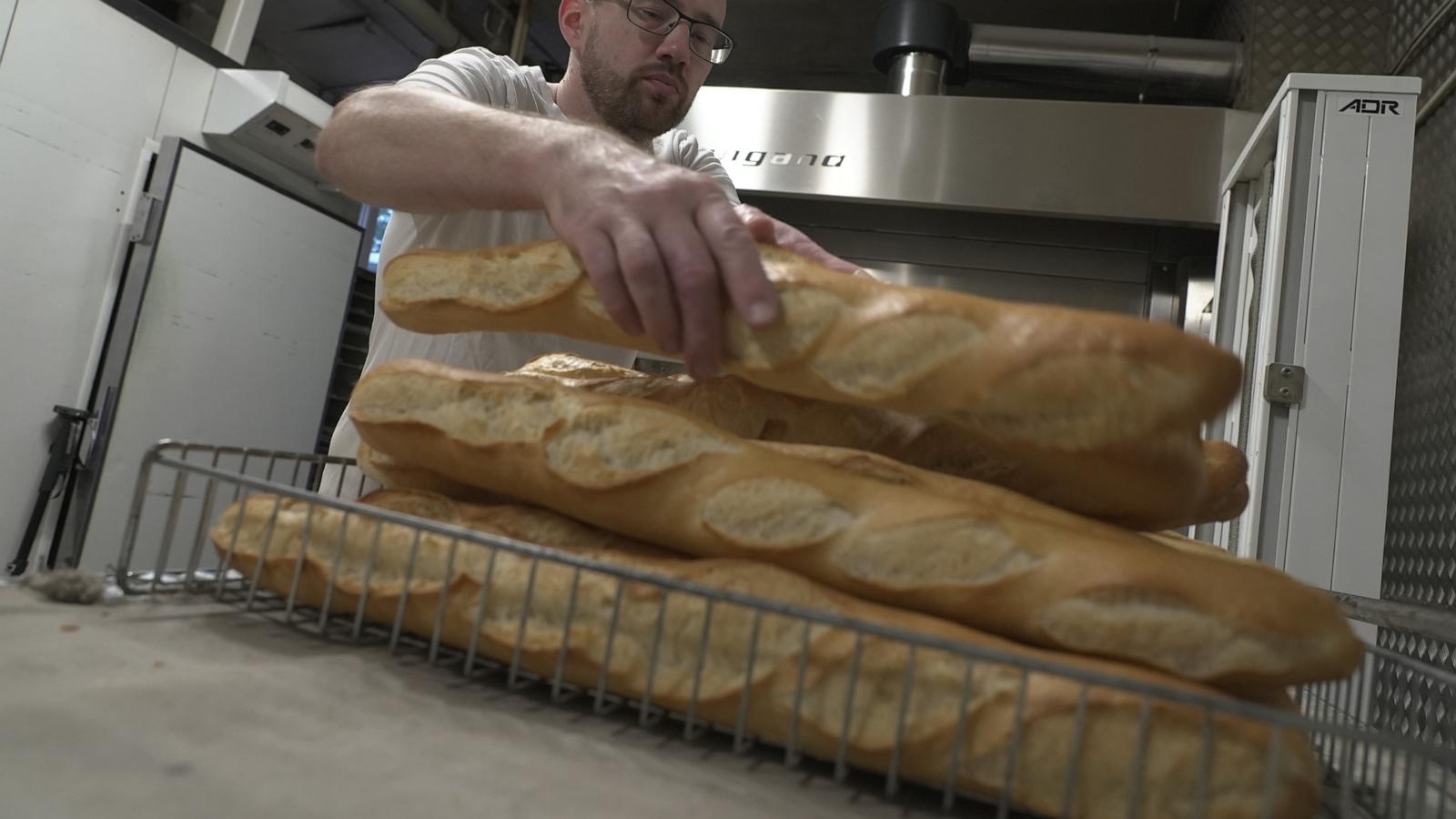 abcnews.com -  JOHN LEICESTER Associated Press - Crunch time: Fuel price spike squeezes French baguette bakers as heating oil costs soar