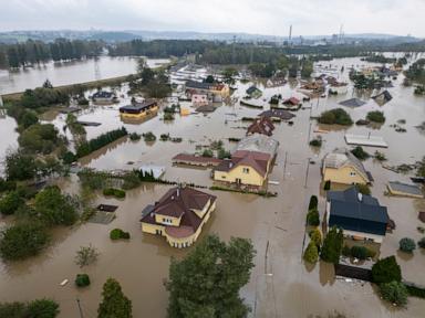 Budapest and Poland's Wroclaw reinforce their river banks ahead of more flooding