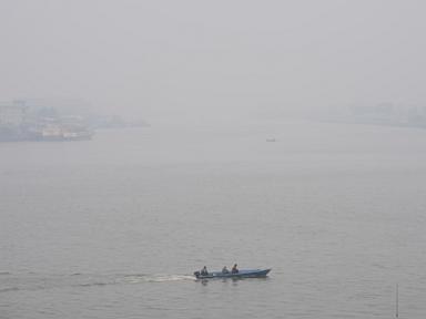 Thick haze disrupts flights in Indonesia’s West Kalimantan on Borneo