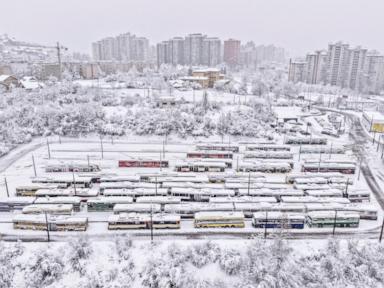 Balkans snowstorm leaves tens of thousands of homes without power, causes traffic chaos