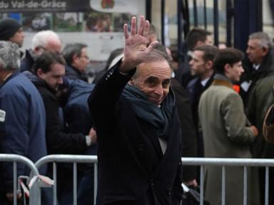 Crowds attend Paris memorial for far-right French leader Jean-Marie Le Pen