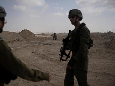 Israel's refusal to withdraw from narrow strip of desert could threaten ceasefire